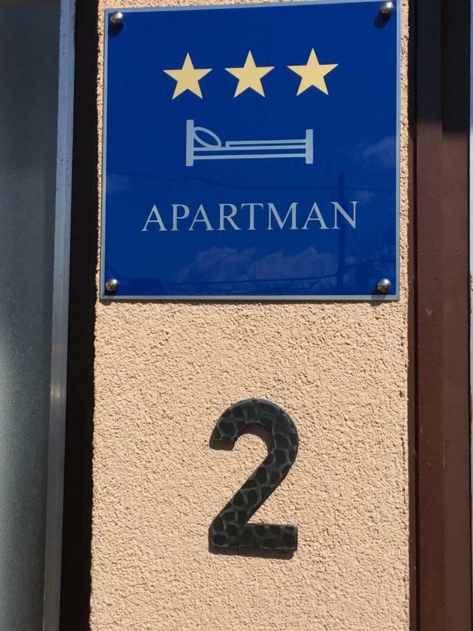 Apartment Karlovac Exteriör bild